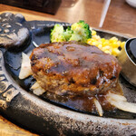 トマト＆オニオン - 料理写真:弾丸ハンバーグ ハーフ～☆