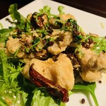 横浜トリスバー - パクチーと花山椒の効いた鳥から