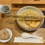 博多やりうどん別邸 空港店 - 