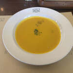 明治の館 - かぼちゃのスープ旨し。