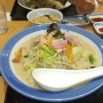 リンガーハット - 料理写真: