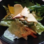 三田屋 - ランチのサラダ