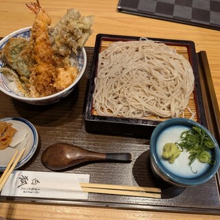 天然大海老天丼 自家製おうどん 白狐_0