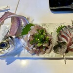 居酒屋いいの - アジと鰯の姿造り