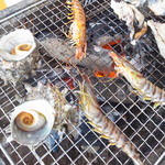 おみやげ村 - サザエとエビ