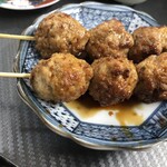 気のきいたつまみと焼鳥の店 えんどう - ごつごつとしたつくね