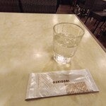 東都グリル - 紙おしぼり