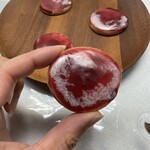 maison du miel  iconic - 赤い実のサブレ（筒）735円