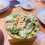 大衆スタンド ニュー神田屋 大宮西口店 - 絶対食べてほしいサーモンタルタル