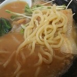 重三 - ツルンとしたストレート太麺