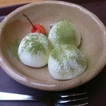 仙台コロナの湯 - 抹茶風味　雪見大福（￥250）