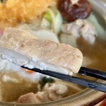 うどん工房かたつむり - 締まった肉質の鶏肉