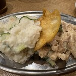 餃子ノ酒場 太陽ホエール - ポテマカ合い盛り