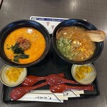 横丁ラーメン朝熊 - 料理写真: