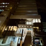 すし人　酒伊 - お店が入るマンション外観