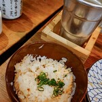 越後屋 三太夫 - サーモンのまぜご飯