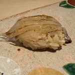 すし人　酒伊 - 白魚握り