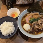 いかれたヌードル フィッシュトンズ - TKG