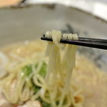 麪家ひばり - 麪家ひばり・海老潮とんこつらあめん 麺近影(2014.10)