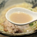 麪家ひばり - 麪家ひばり・海老潮とんこつらあめん スープ(2014.10)