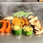 しらかわ - 椎茸・パプリカ・ズッキーニ・スナップエンドウ・カボチャ