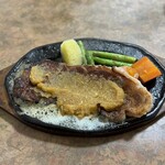 ステーキ石井 - 生ガーリックステーキ