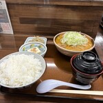 もつ煮屋 日の出 前橋駒形店 - 
