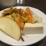 ハリマ・ケバブ・ビリヤニ - サラダ　アップ