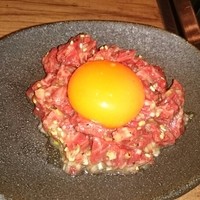 焼肉うしごろ 西麻布本店 - 幻のうしごろユッケ