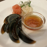 中華料理 徳武 - ピータン（ハーフ）