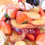 Cafe Kaila - パンケーキ<全部のせ> 2395円