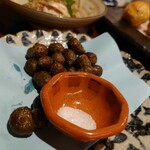 きはるの胡麻鯖や - むかご素揚げ