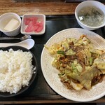 中華料理 北京亭 - 回鍋肉定食