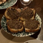 スポルカチョーネ - クロスティーニ − 鶏レバー