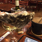 グリル五味 - 大きいカキ