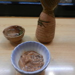 寿司・うなぎ 羽子吾 - 熱燗＆自家製いかの塩辛