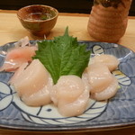 寿司・うなぎ 羽子吾 - 生ほたての刺身