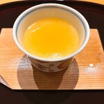 御料理 ふじ田 - あんのういもを混ぜたパンナコッタ
      あんなこった
      ゆずジャム
      