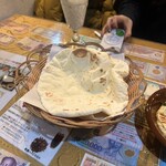 アラビアンレストラン パルミラ - アラビアンパン