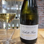 アカデミー・デュ・ヴァン テイスティングカーヴ - 