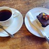 翁堂 - タヌキケーキ & ホットコーヒー