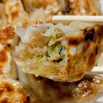 悟空 - ジャンボ餃子リフト