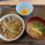 すき家 - 料理写真:牛丼ミニ たまごセット