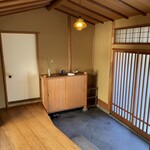 イチリン ハナレ - 店内入口