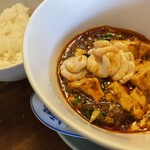 イチリン ハナレ - ⑩麻婆豆腐　季節限定の鱈白子添え　ここでも当然のようにライス