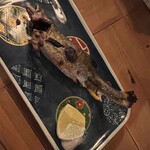 大阪ごはん MON. - 丁寧に焼かれた子持ち鮎。ふんわり良い焼き加減