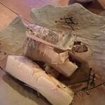 大阪ごはん MON. - 筍の炭火焼き。山椒の入った味噌で