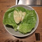 焼肉うしごろ - うしごろサラダです。