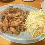 タイ料理バーンファー  - 「ガイ&ムーパッキン(鶏肉と豚肉のミックス生姜炒め)」
