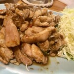 タイ料理バーンファー  - 「ガイ&ムーパッキン(鶏肉と豚肉のミックス生姜炒め)」